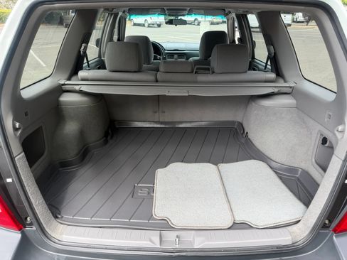 Used 2004 Subaru Forester 2.5X AWD/4WD image 18