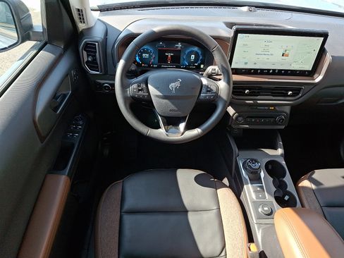 Used 2025 Ford Bronco Sport Outer Banks w/ Outer Banks Tech Package+ image 12