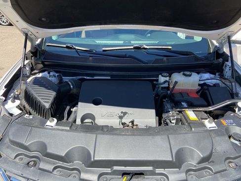 Used 2021 Chevrolet Traverse High Country w/ LPO, Floor Liner Package AWD/4WD image 36