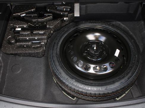 Used 2025 Chevrolet TrailBlazer LT image 9