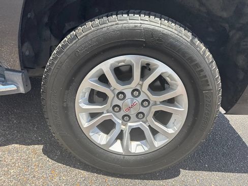 Used 2016 GMC Yukon SLE RWD image 10