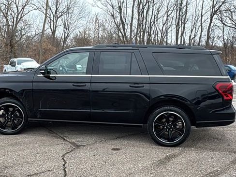 Certified 2022 Ford Expedition Max Limited image 6