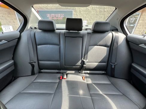 Used 2016 BMW 528i xDrive 528i xDrive Sedan 4D image 25