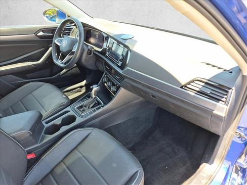 Used 2023 Volkswagen Jetta SE FWD image 20