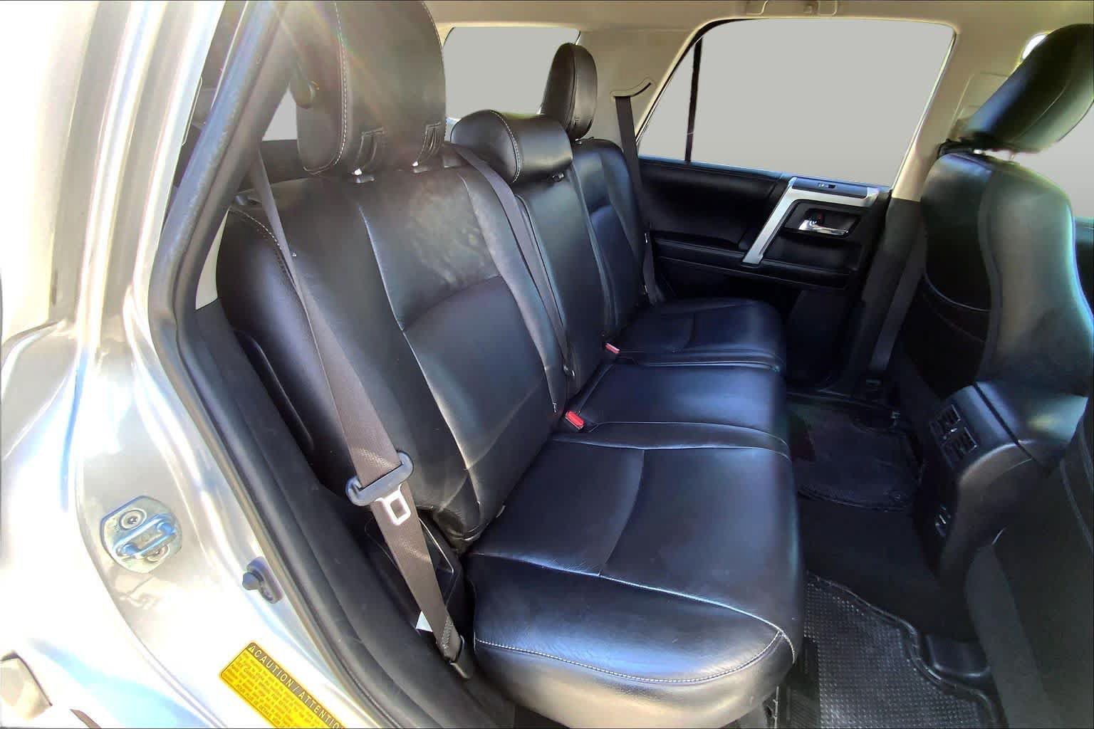 Used 2016 Toyota 4Runner SR5 RWD image 34