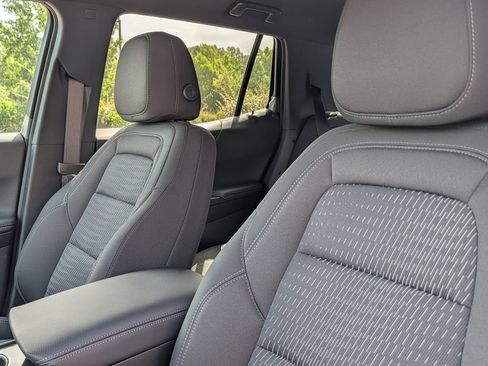 New 2027 Chevrolet Equinox LT FWD image 26