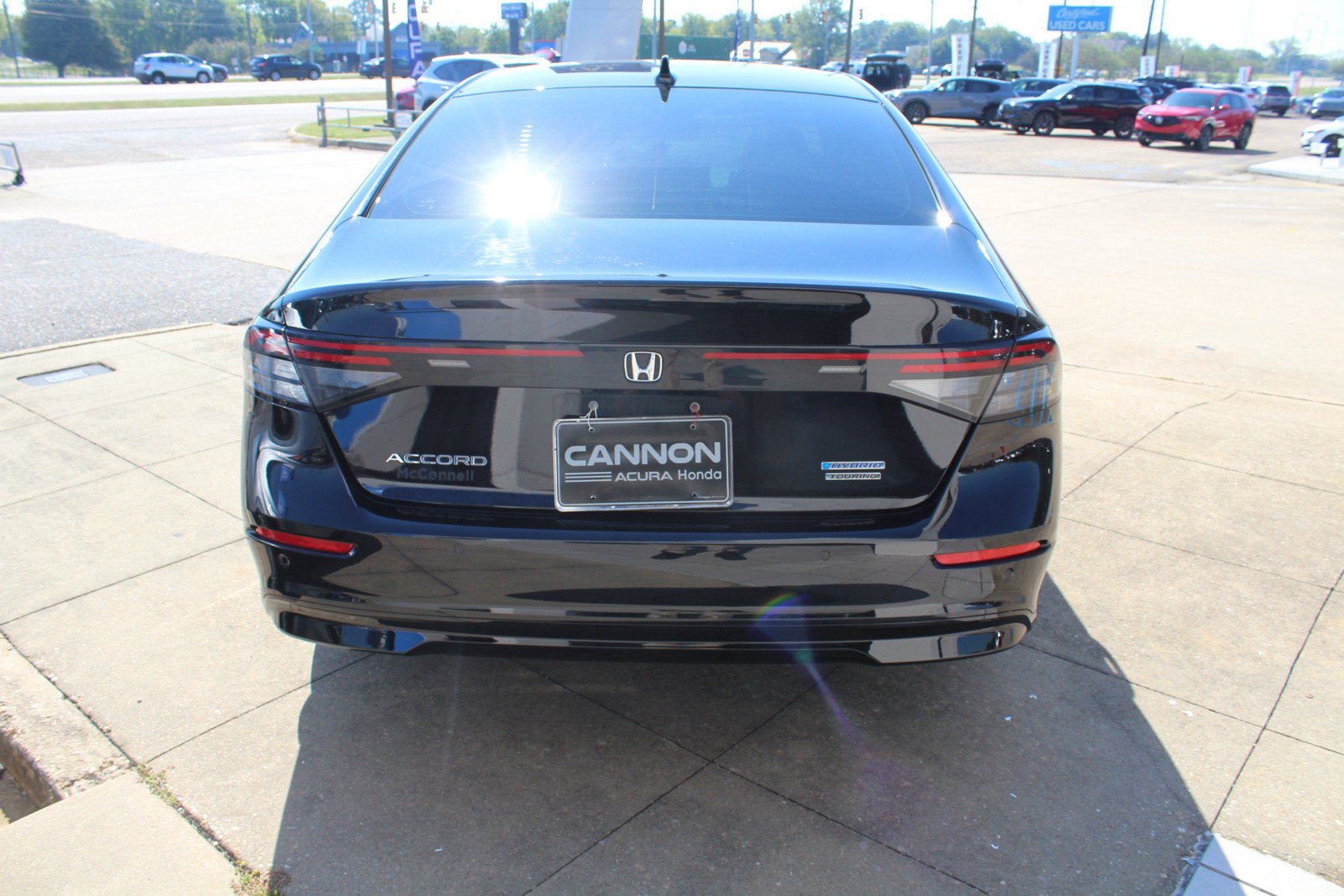 Used 2024 Honda Accord Touring image 6