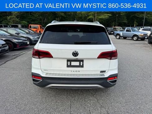 Certified 2023 Volkswagen Taos SEL AWD/4WD image 6