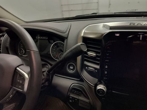 Used 2024 RAM 2500 Laramie w/ Cold Weather Group AWD/4WD image 25