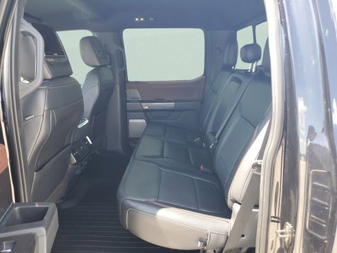 Used 2021 Ford F150 Lariat AWD/4WD image 9