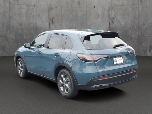 New 2027 Honda HR-V LX image 4