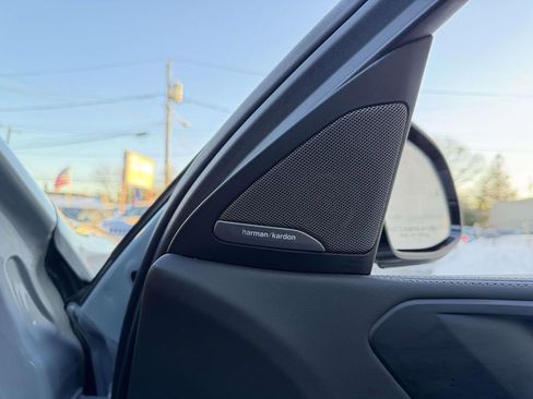 Used 2026 BMW X6 M60i image 14