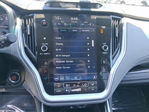 Used 2021 Subaru Outback Limited image 18