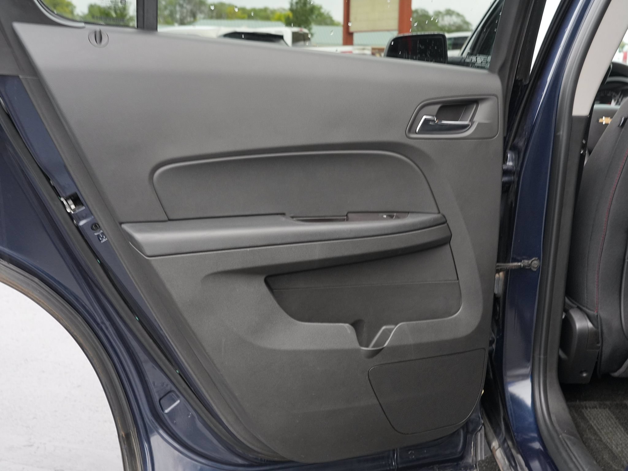 Used 2017 Chevrolet Equinox LS AWD/4WD image 20