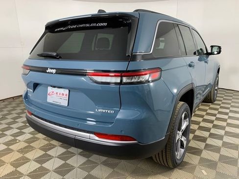 New 2026 Jeep Grand Cherokee Limited AWD/4WD image 2