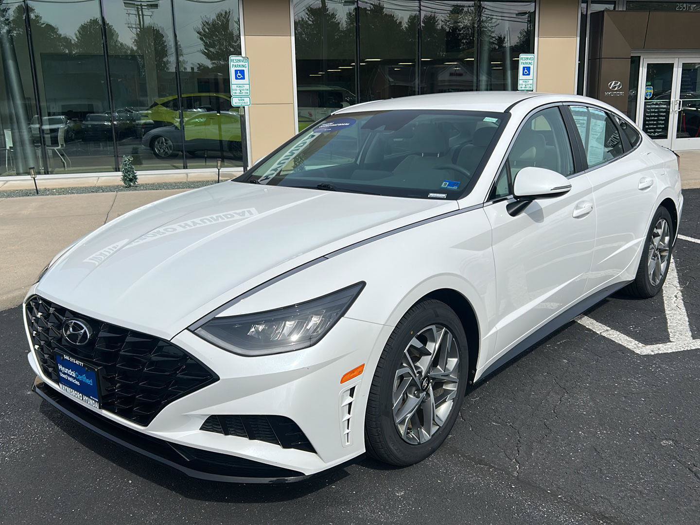 Certified 2022 Hyundai Sonata SEL FWD image 2