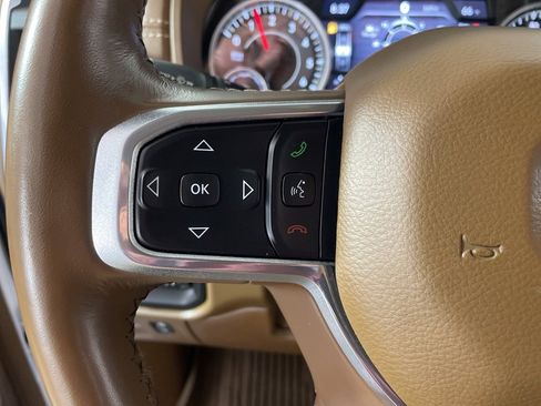 Used 2019 RAM 1500 Laramie image 13