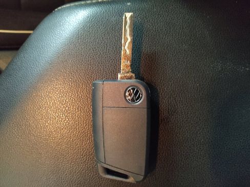 Used 2024 Volkswagen Jetta Sport FWD image 32