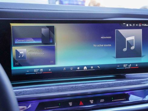 Certified 2023 BMW 760i xDrive w/ Executive Package image 25