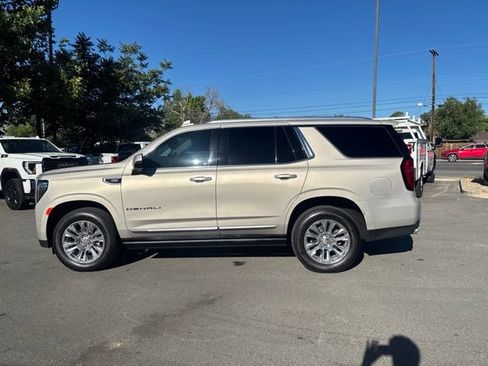 Used 2021 GMC Yukon Denali AWD/4WD image 5