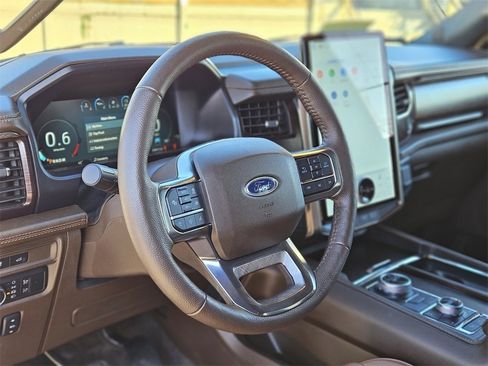 Used 2022 Ford Expedition Max King Ranch image 17