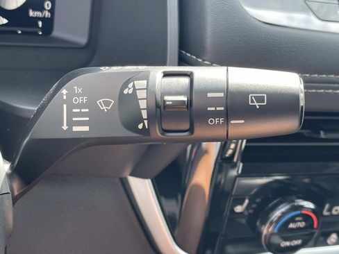 New 2026 Nissan Rogue Platinum AWD/4WD image 37