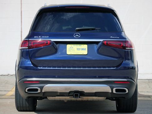 Used 2022 Mercedes-Benz GLS 450 4MATIC image 11