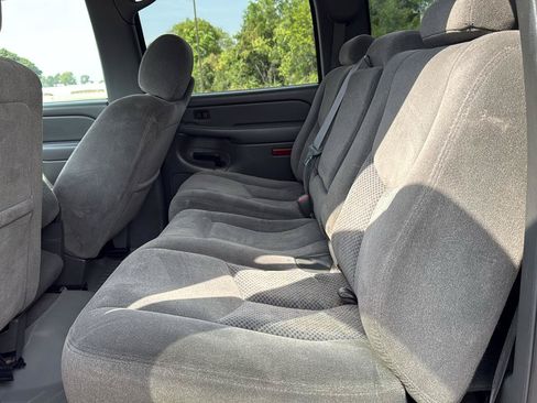 Used 2007 Chevrolet Silverado 2500 LT w/ Heavy-Duty Power Package AWD/4WD image 23