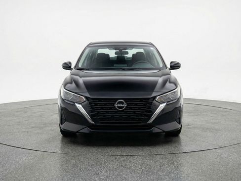 Used 2025 Nissan Sentra S image 2