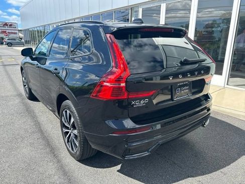 Certified 2024 Volvo XC60 B5 Core w/ Climate Package AWD/4WD image 3