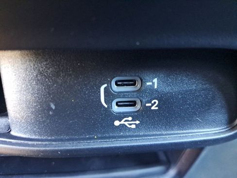 New 2026 Chrysler Pacifica Select image 6