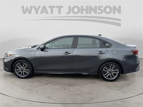 Used 2024 Kia Forte GT-Line w/ GT-Line Premium Package image 2