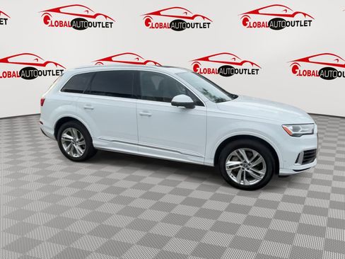 Used 2020 Audi Q7 3.0T Premium Plus AWD/4WD image 2