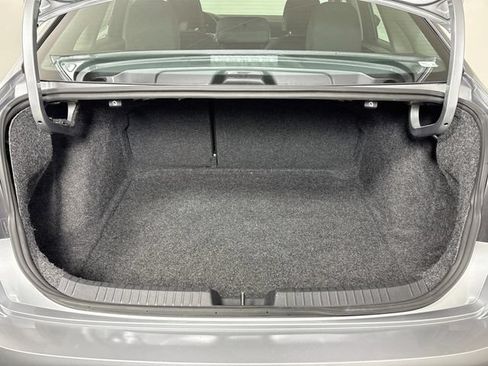 Certified 2024 Volkswagen Jetta S FWD image 27