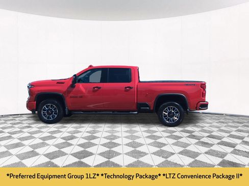 Used 2024 Chevrolet Silverado 3500 LTZ w/ LTZ Plus Package AWD/4WD image 2