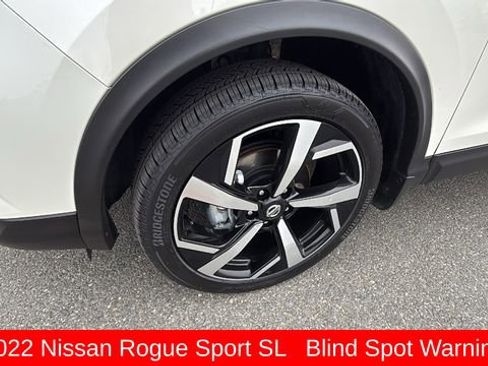 Used 2022 Nissan Rogue Sport SL w/ Premium Package image 9