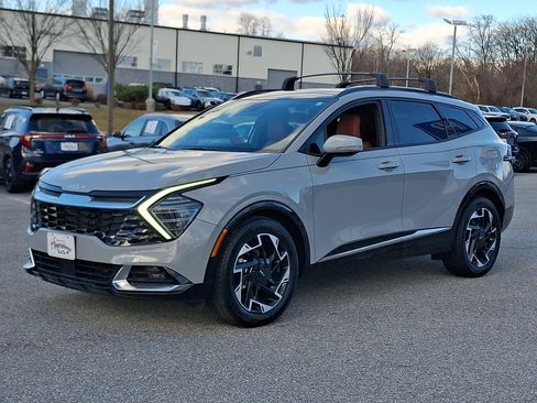 Certified 2025 Kia Sportage SX image 3