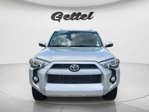 Used 2017 Toyota 4Runner SR5 Premium RWD image 2