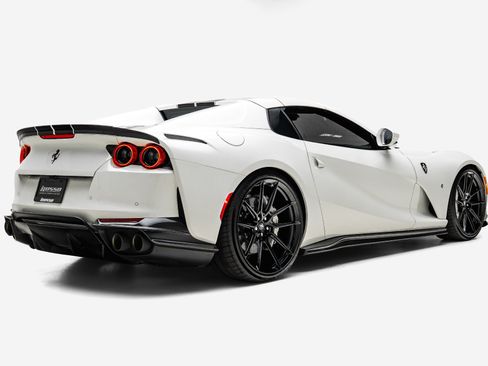 Used 2022 Ferrari 812 GTS RWD image 3