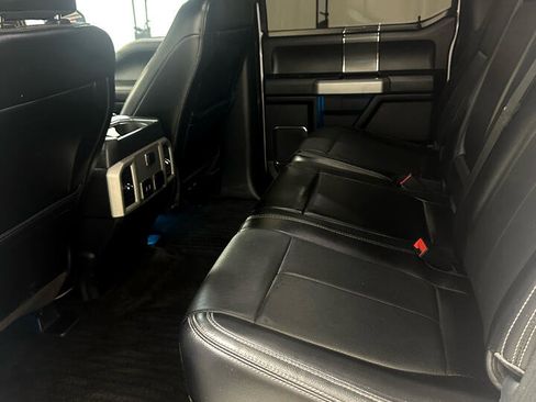 Used 2018 Ford F150 Lariat image 19