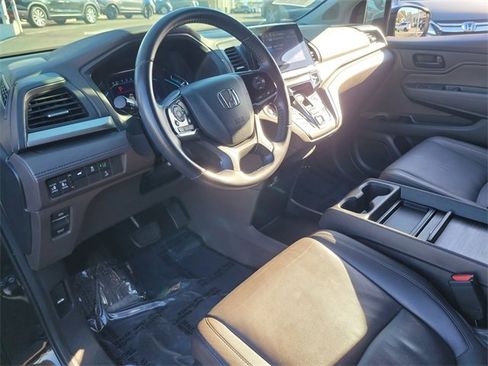 Certified 2018 Honda Odyssey EX-L image 17