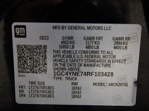Used 2024 Chevrolet Silverado 2500 LT AWD/4WD image 30