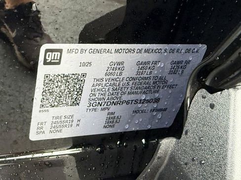 New 2026 Chevrolet Equinox EV LT image 15