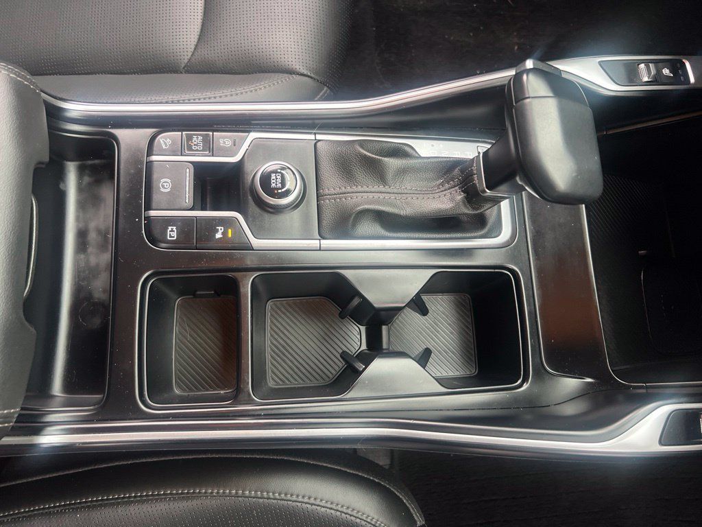 Certified 2024 Kia Sorento S w/ Panoramic Sunroof Package FWD image 22