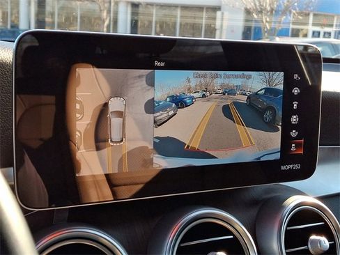 Used 2022 Mercedes-Benz GLC 300 4MATIC image 19