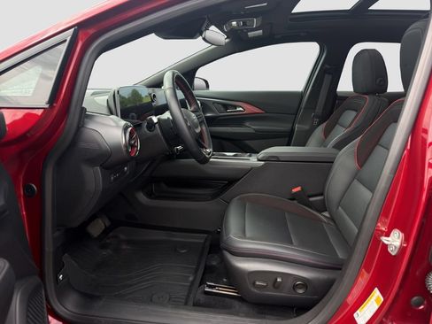 Used 2025 Chevrolet Equinox EV RS FWD image 9