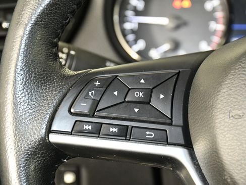 Used 2020 Nissan Rogue S w/ Special Edition Package image 21