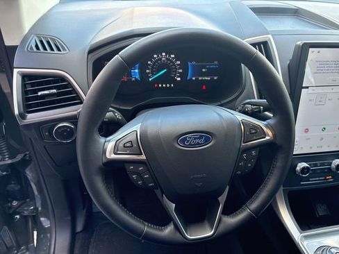 Used 2024 Ford Edge SEL w/ Convenience Package image 14