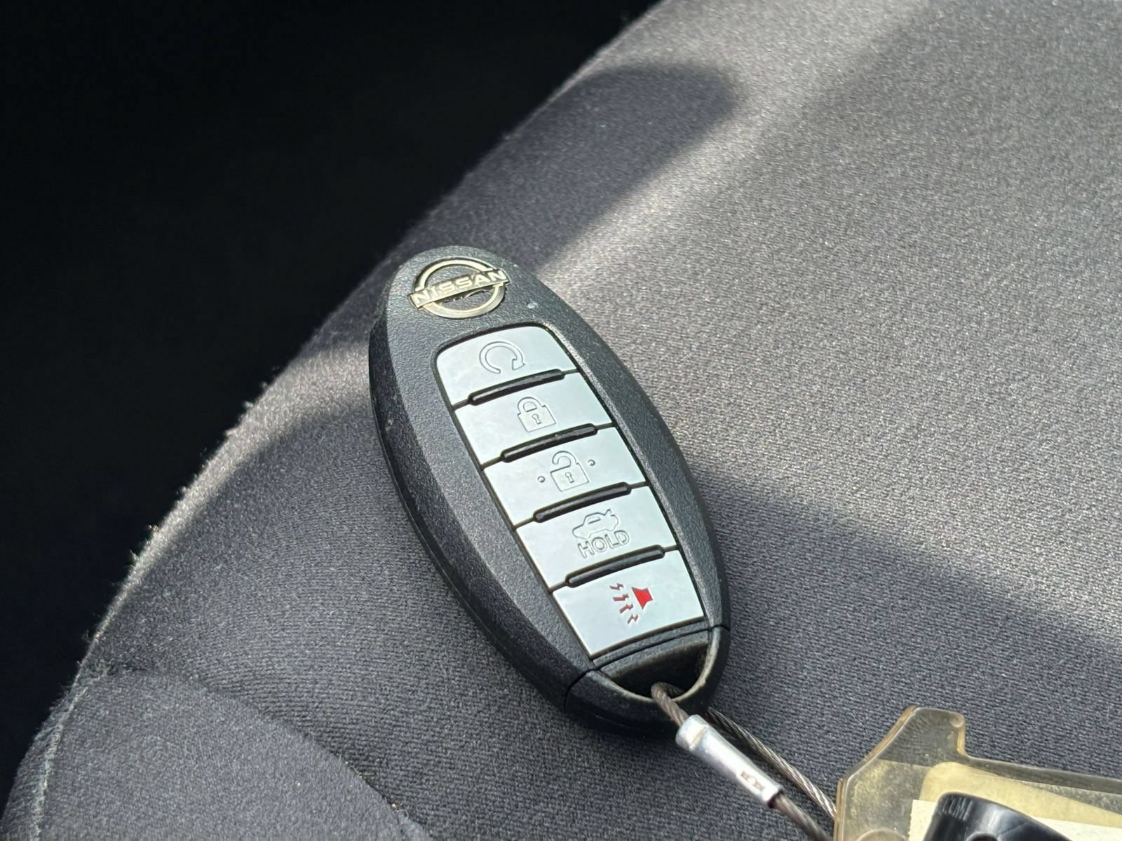 Used 2025 Nissan Altima 2.5 SV FWD image 22