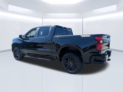 Used 2025 Chevrolet Silverado 1500 LT Trail Boss w/ Convenience Package II AWD/4WD image 6